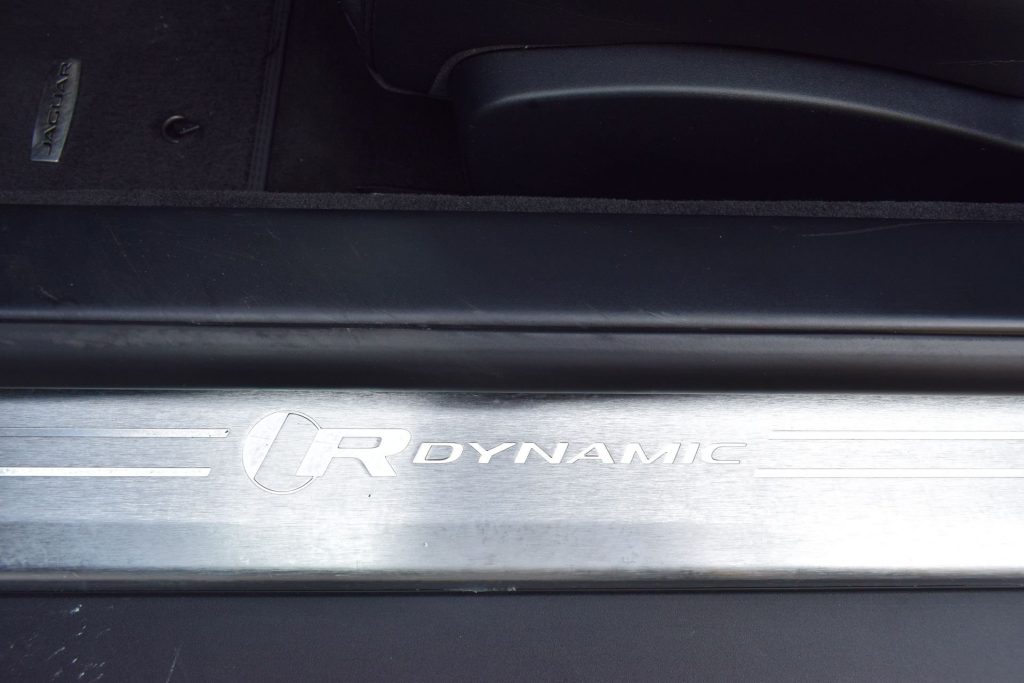 JAGUAR F-Type 2.0 aut. Coupé R-Dynamic - 23