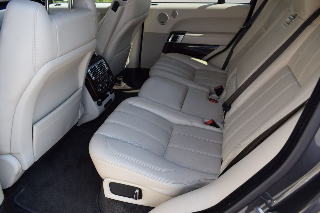 LAND ROVER Range Rover 4.4 SDV8 Vogue - 21