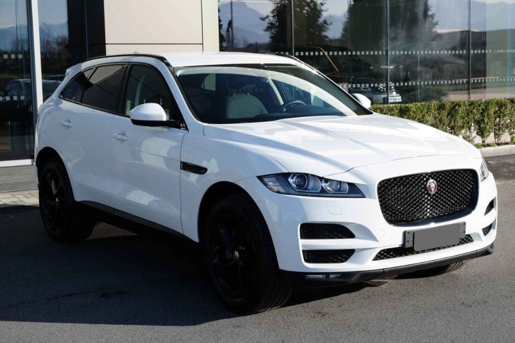 JAGUAR F-Pace 2.0 D 180 CV AWD aut. IVA ESPOSTA - 3