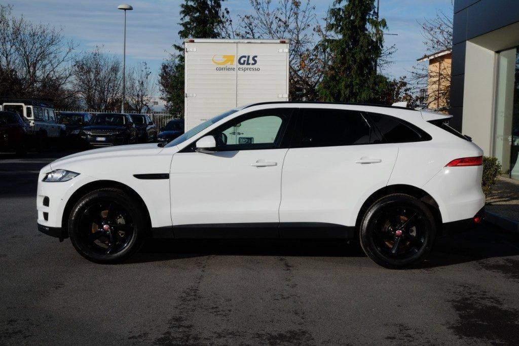 JAGUAR F-Pace 2.0 D 180 CV AWD aut. IVA ESPOSTA - 4