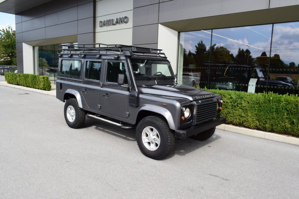 LAND ROVER Defender Defender 110 2.2 TD4 Station Wagon E N1 - 32