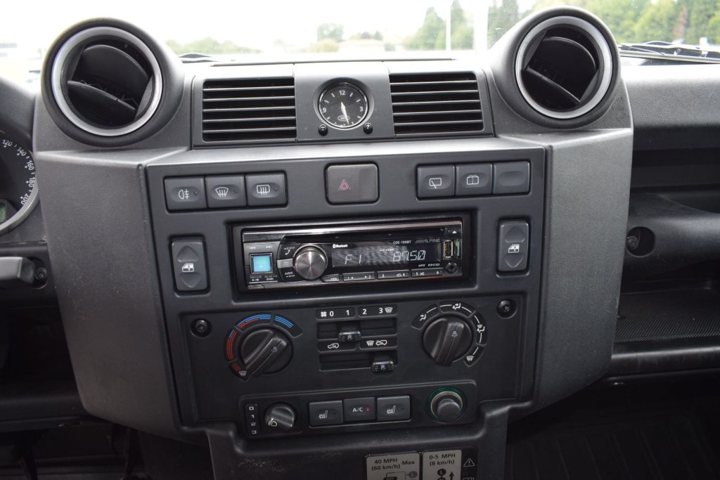 LAND ROVER Defender Defender 110 2.2 TD4 Station Wagon E N1 - 12