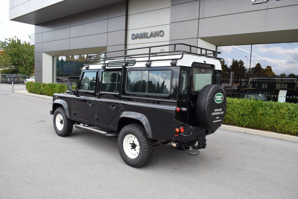 LAND ROVER Defender Defender 110 2.2 TD4 Station Wagon E N1 - 26