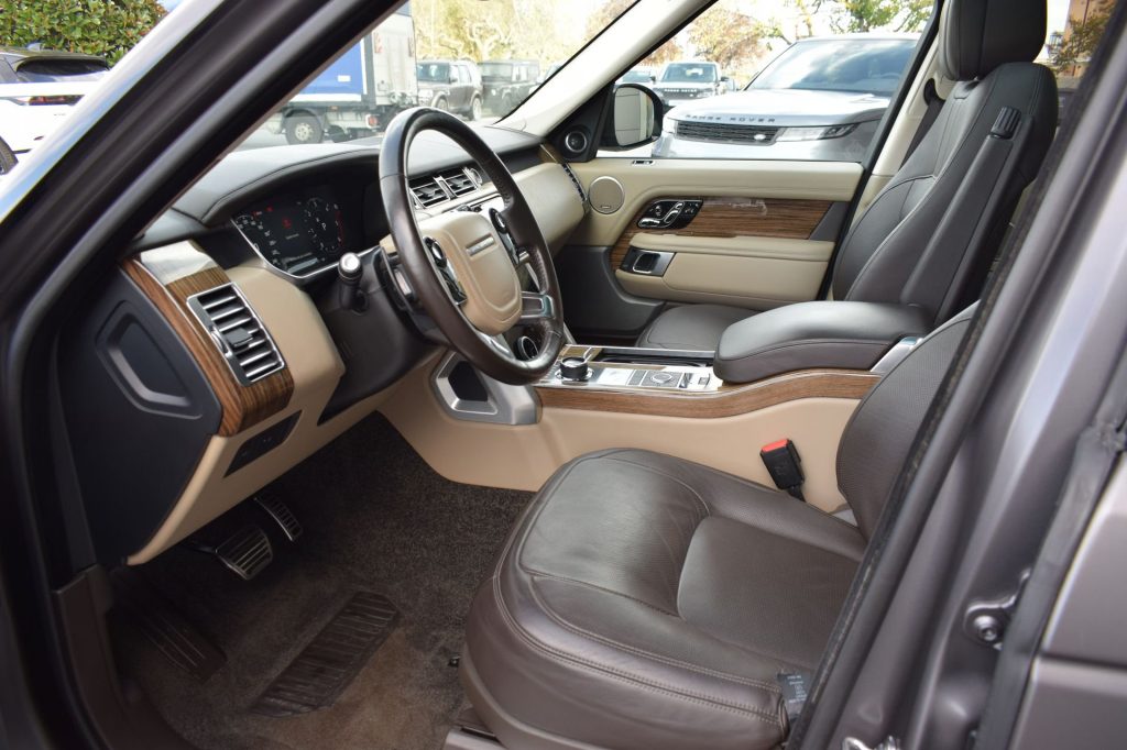 LAND ROVER Range Rover Range Rover 4.4 SDV8 Vogue SPECIAL PAINT - 9
