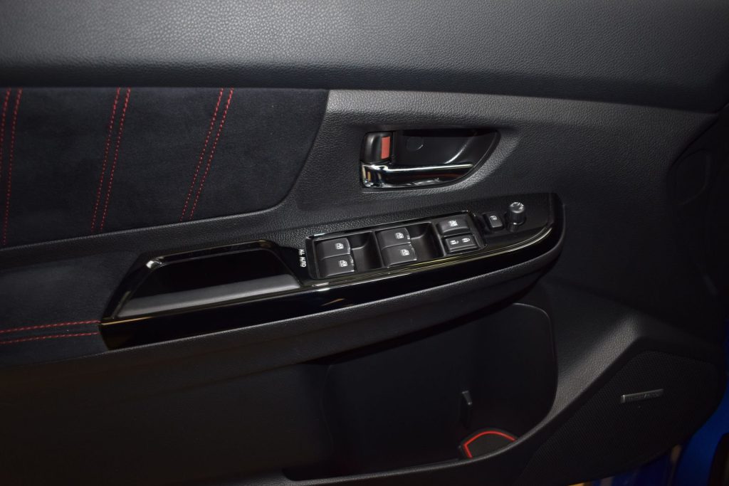 SUBARU Impreza WRX  STI LEGENDARY EDITION 37/55 - 13