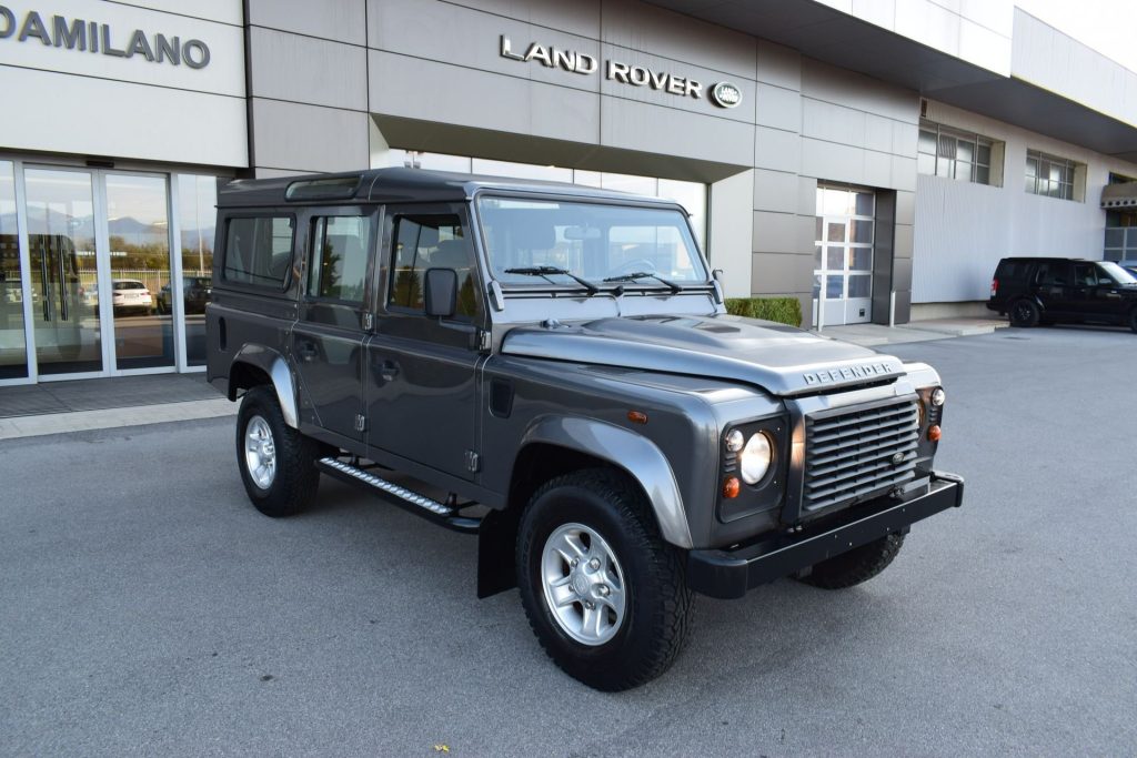 LAND ROVER Defender Defender 110 2.2 TD4 Station Wagon SE N1 AUTOCARRO - 3