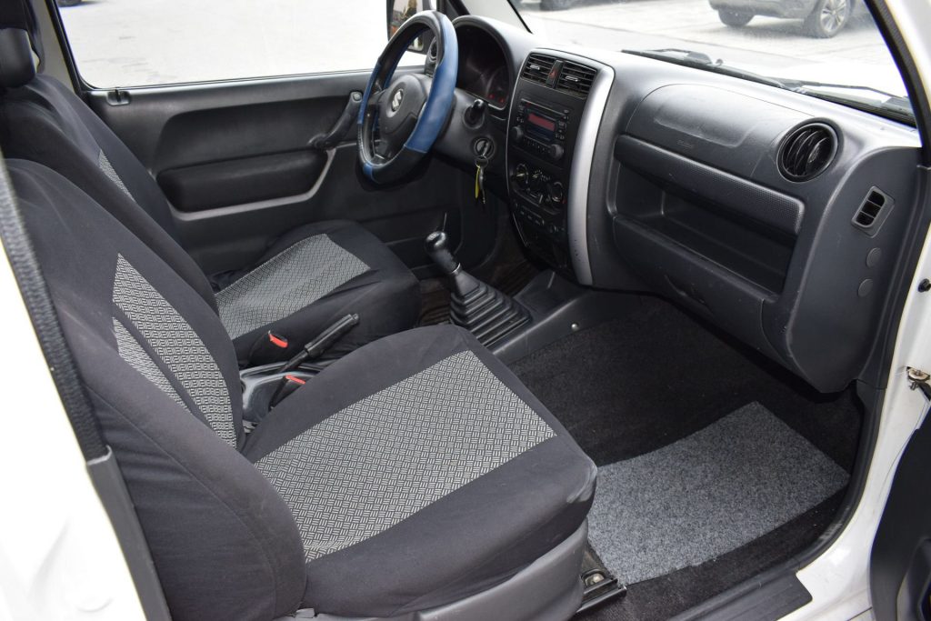 SUZUKI Jimny Jimny 1.5 DDiS cat 4WD  NEOPATENTATI - 10