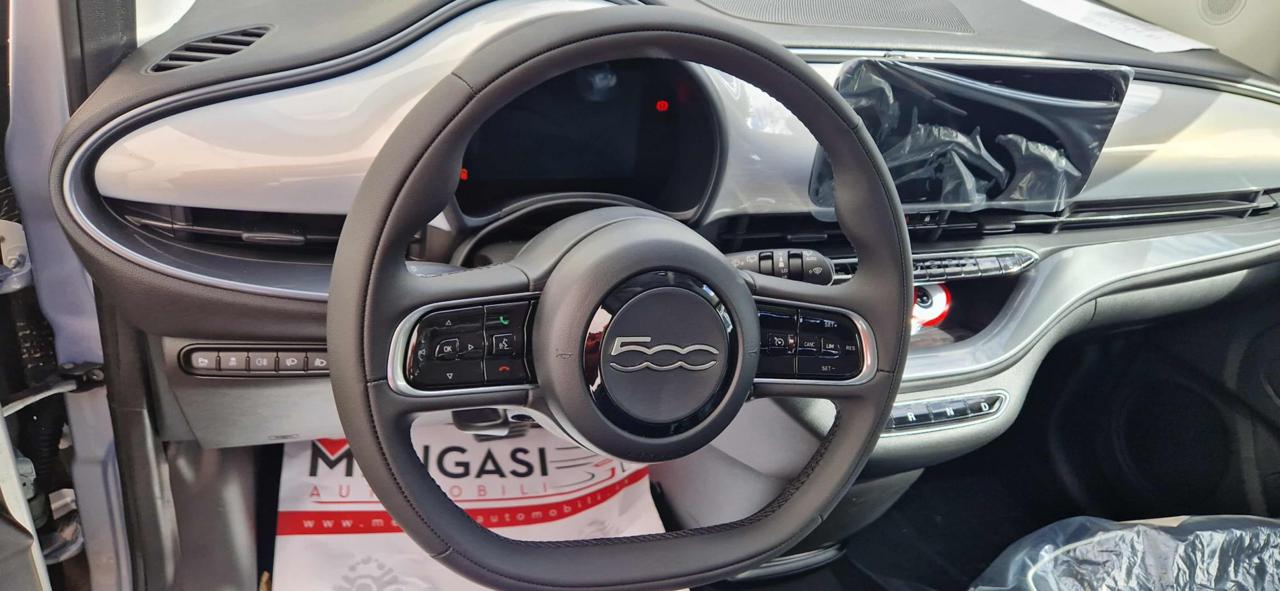 FIAT 500e 320 Berlina + Pack Tech 42kw - 11