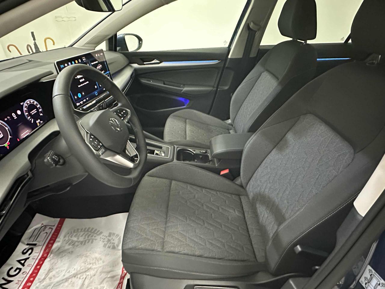 VOLKSWAGEN Golf 8.5 2.0 TDI 150 CV DSG SCR Life - 8