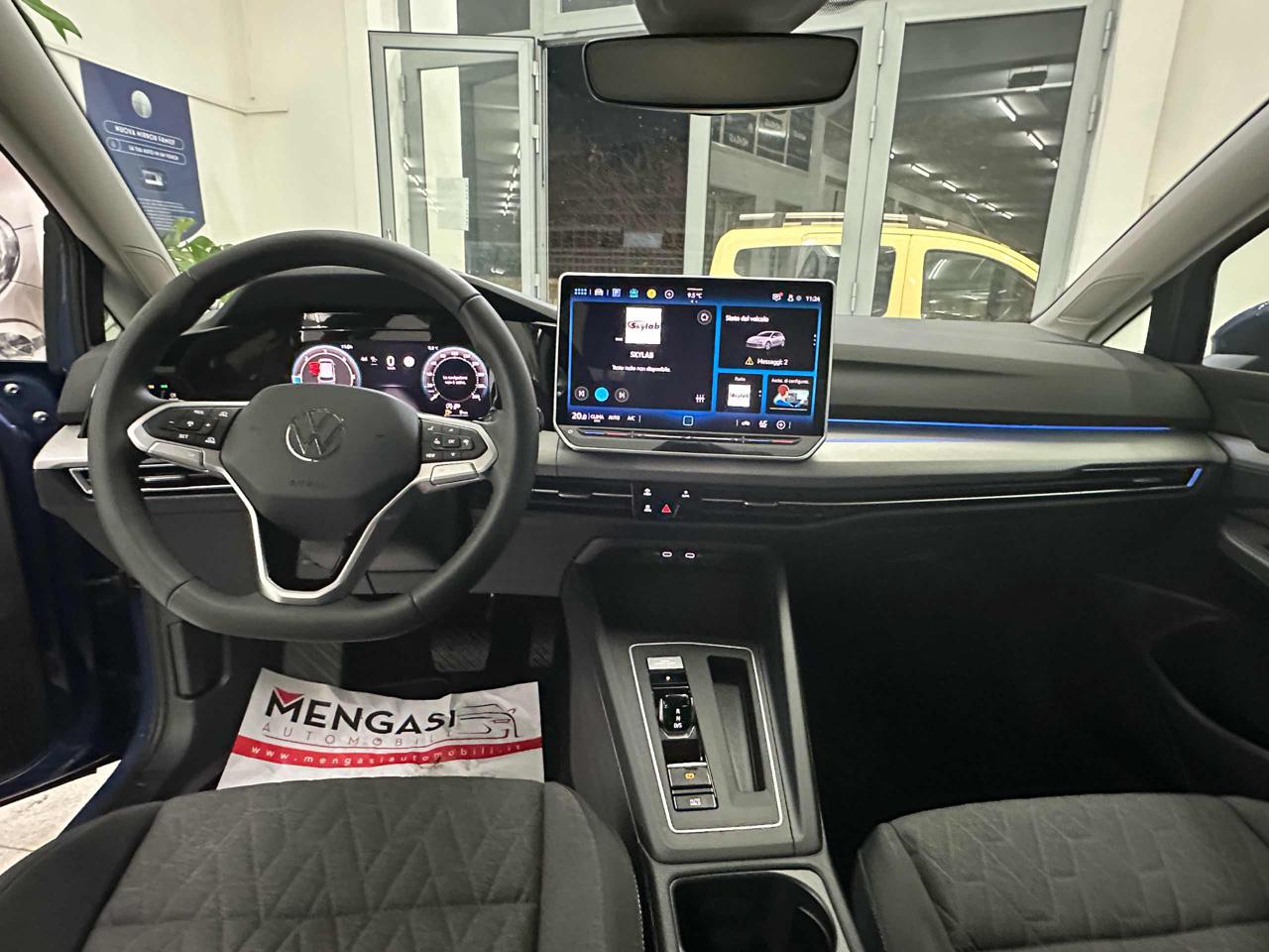 VOLKSWAGEN Golf 8.5 2.0 TDI 150 CV DSG SCR Life - 9