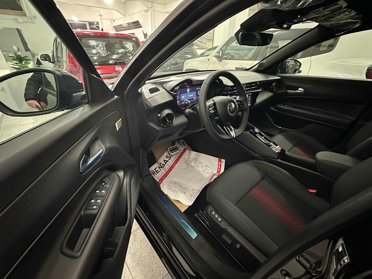 ALFA ROMEO Junior TI 1.2 145 CV Hybrid eDCT6 - 11