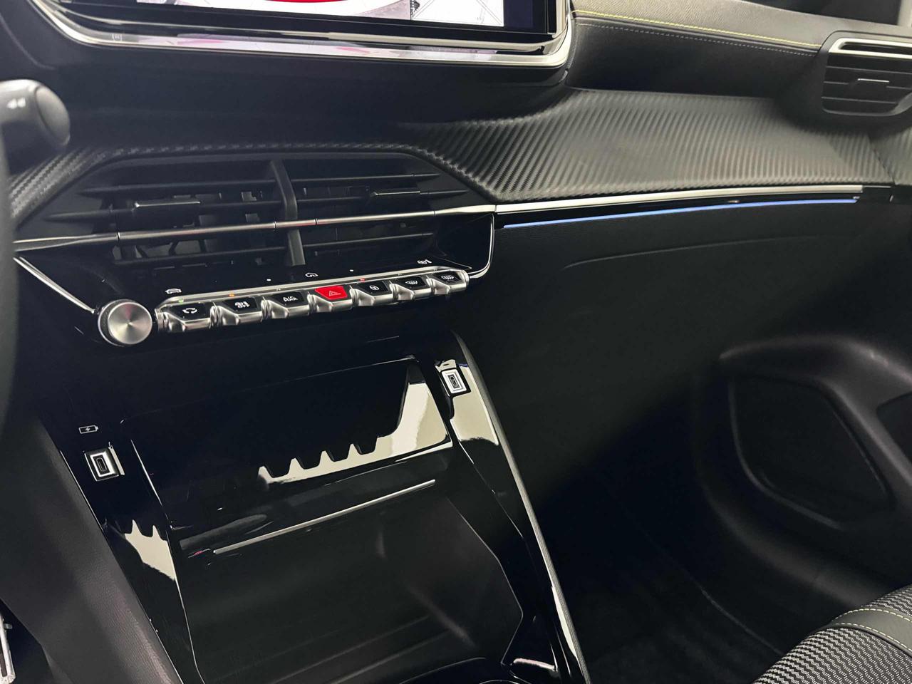 PEUGEOT 208 GT Hybrid 145 e-DCS6 - 13