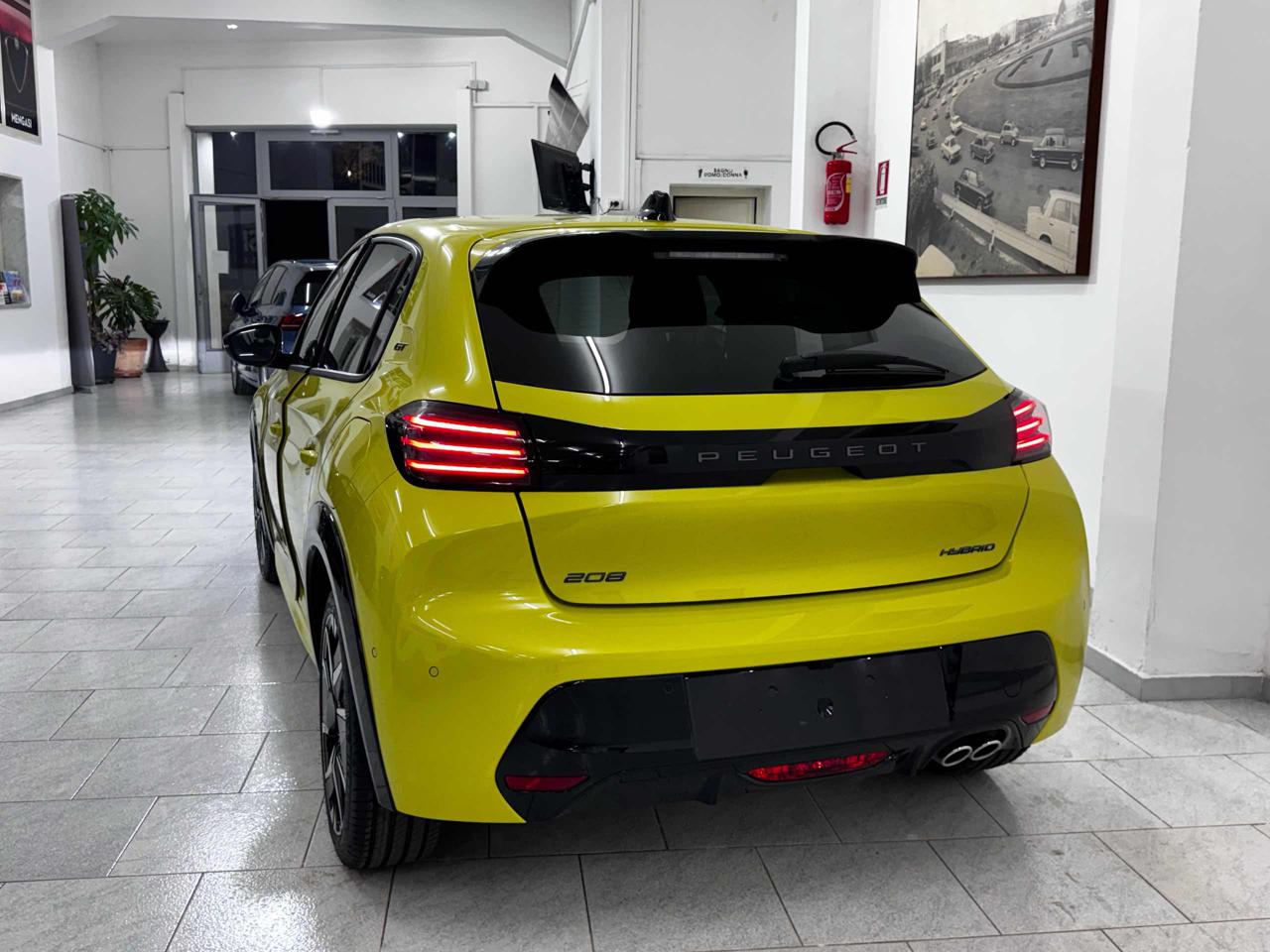 PEUGEOT 208 GT Hybrid 145 e-DCS6 - 5