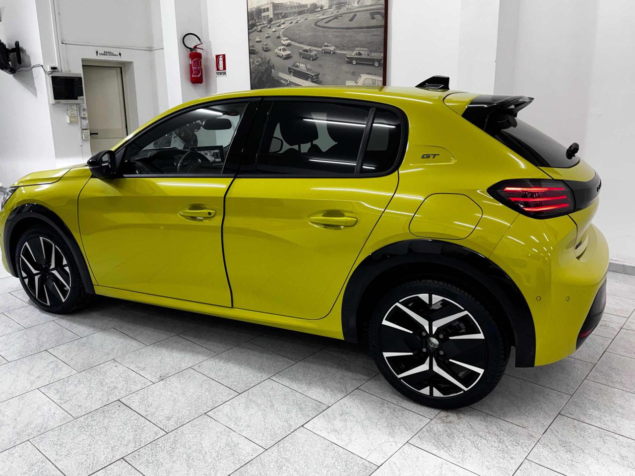 PEUGEOT 208 GT Hybrid 145 e-DCS6 - 4