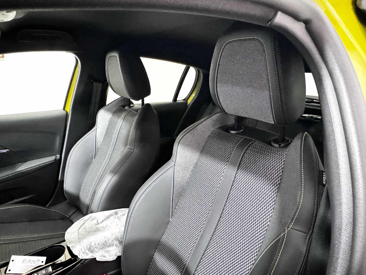 PEUGEOT 208 GT Hybrid 145 e-DCS6 - 8