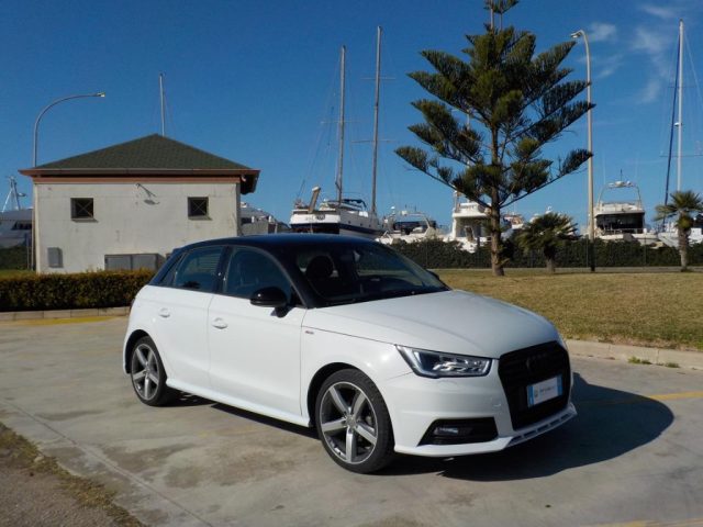 AUDI A1 Bianco pastello