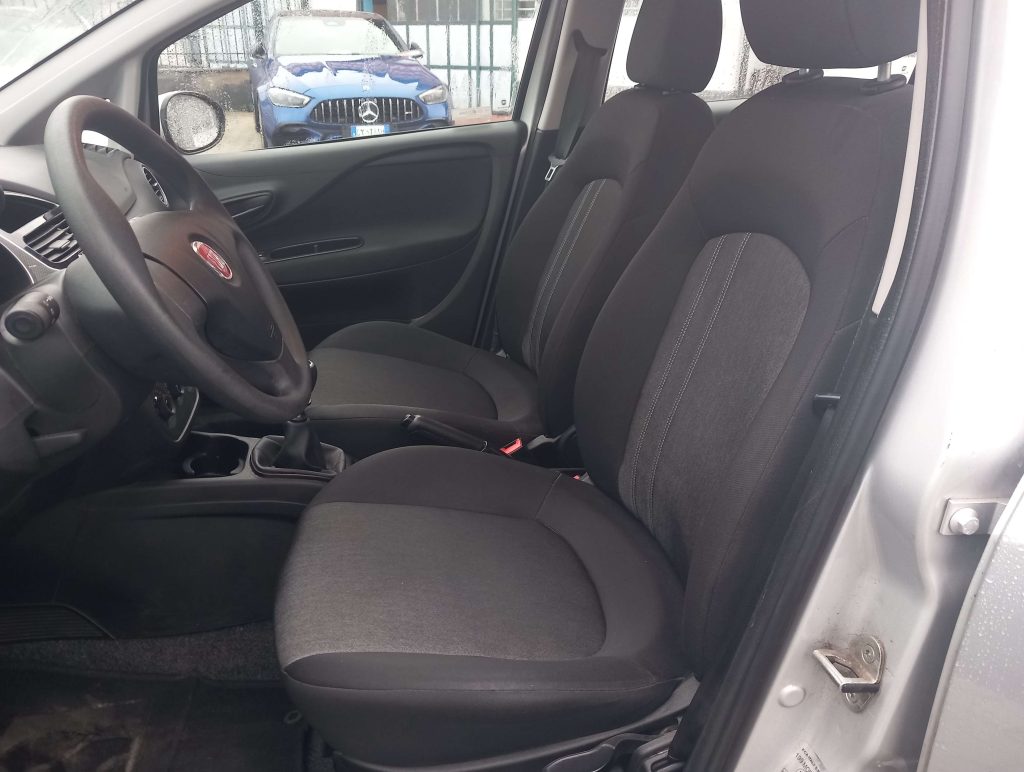 FIAT Punto 1.2 Lounge E6 - 8