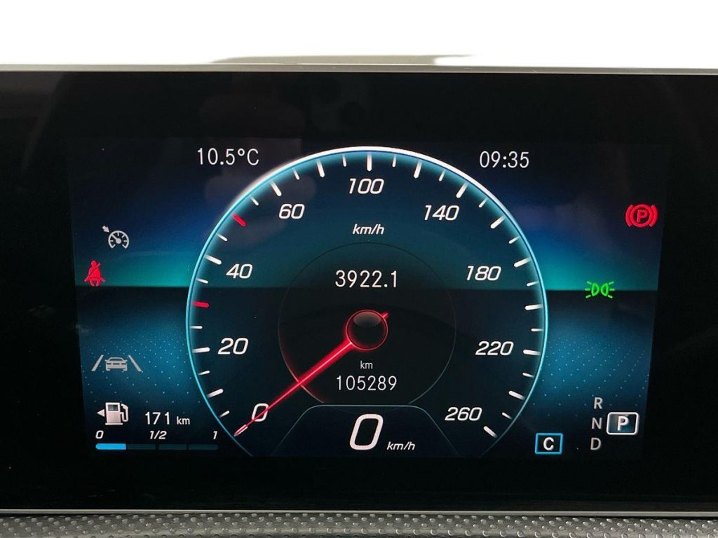 MERCEDES-BENZ CLA 200 d Automatic Shooting Brake Sport - 8