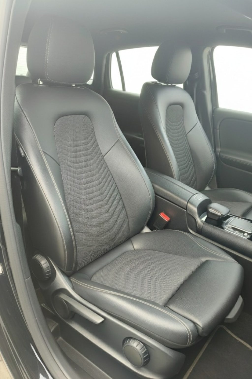 MERCEDES-BENZ GLA 250 e EQ-Power Automatic Plug-In Navigatore - 18