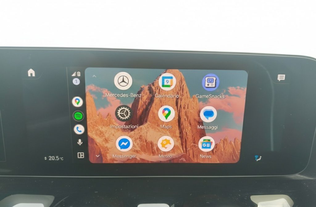 MERCEDES-BENZ GLA 250 e EQ-Power Automatic Plug-In Navigatore - 16