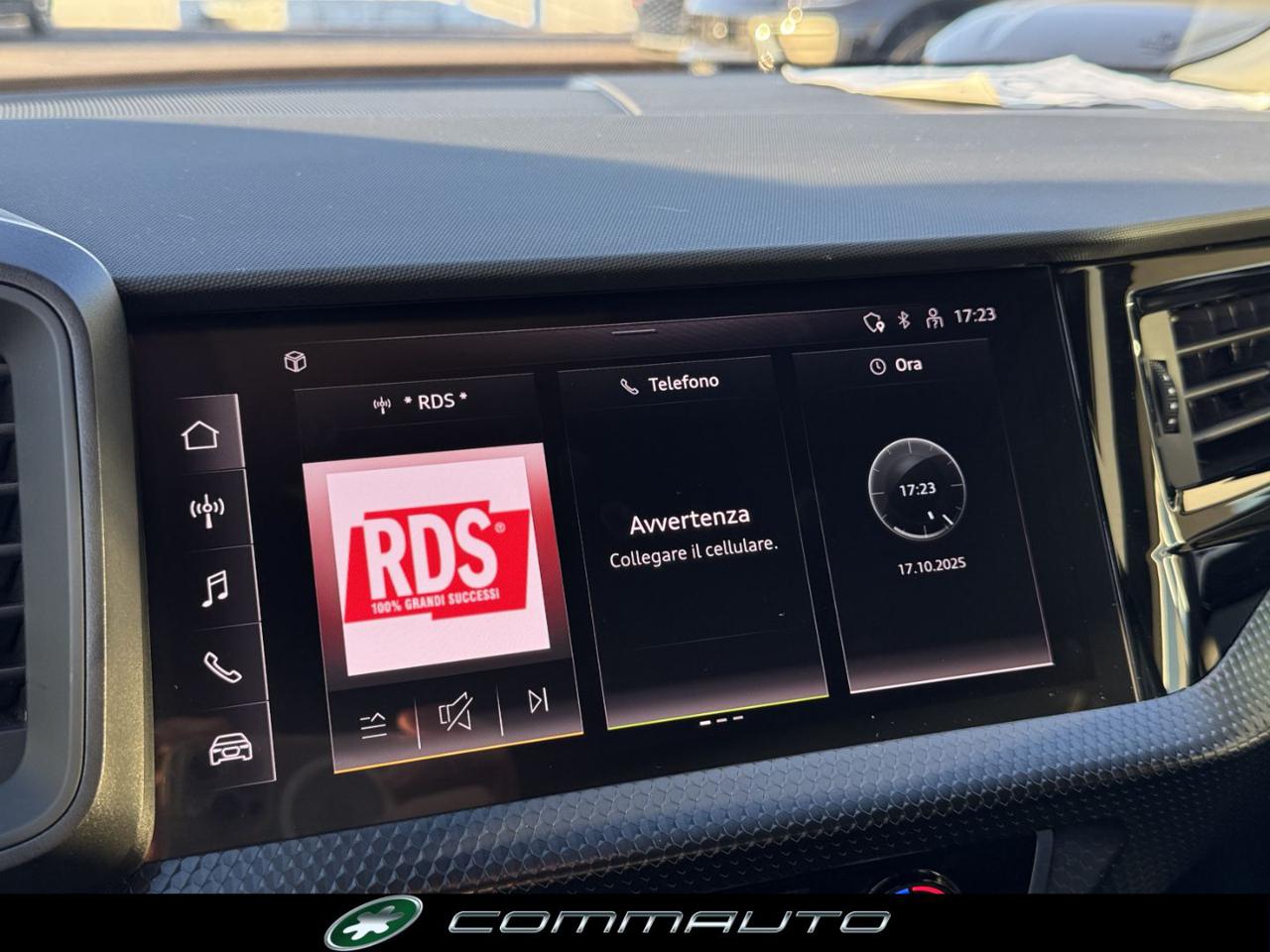 AUDI A1 30 TFSI S tronic Business - 21