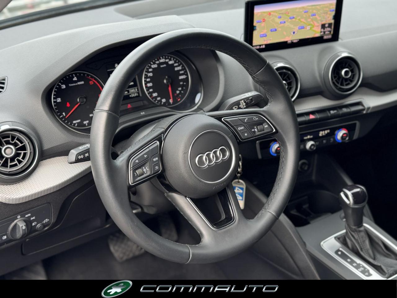 AUDI Q2 30 TDI S tronic Business - 10