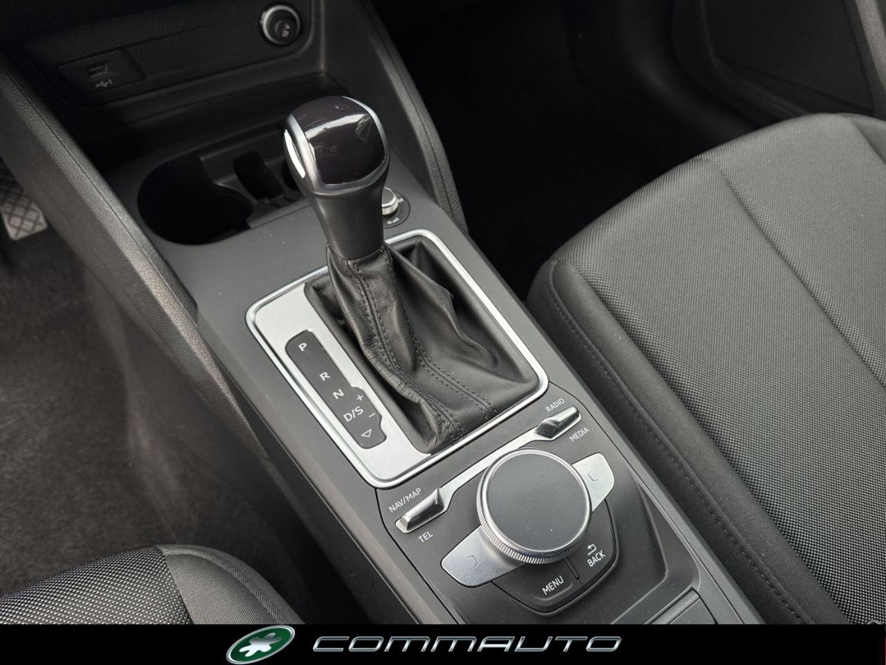 AUDI Q2 30 TDI S tronic Business - 15