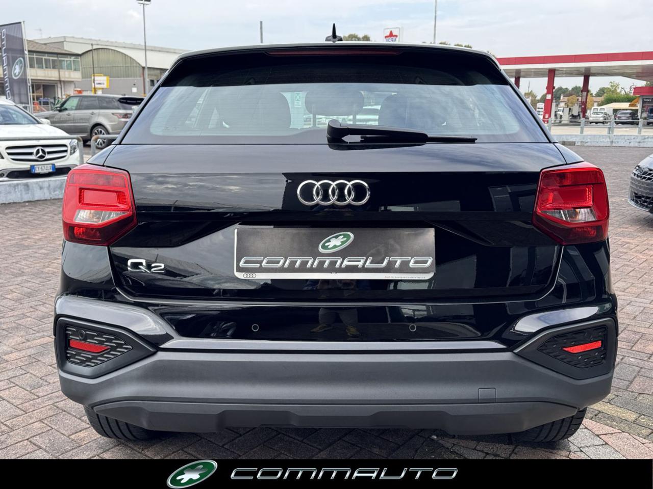 AUDI Q2 30 TDI S tronic Business - 6