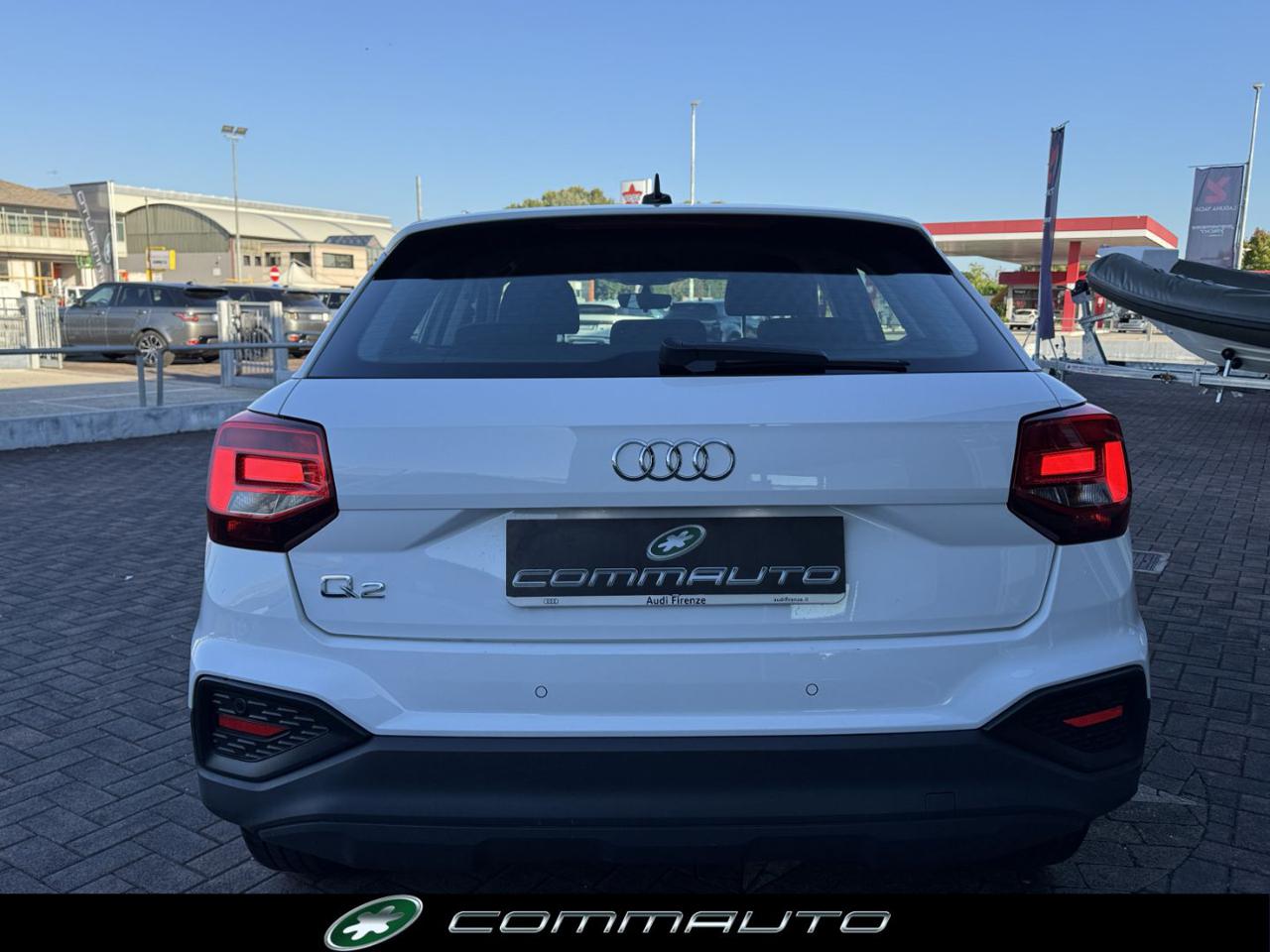 AUDI Q2 30 TDI S tronic Business - 6