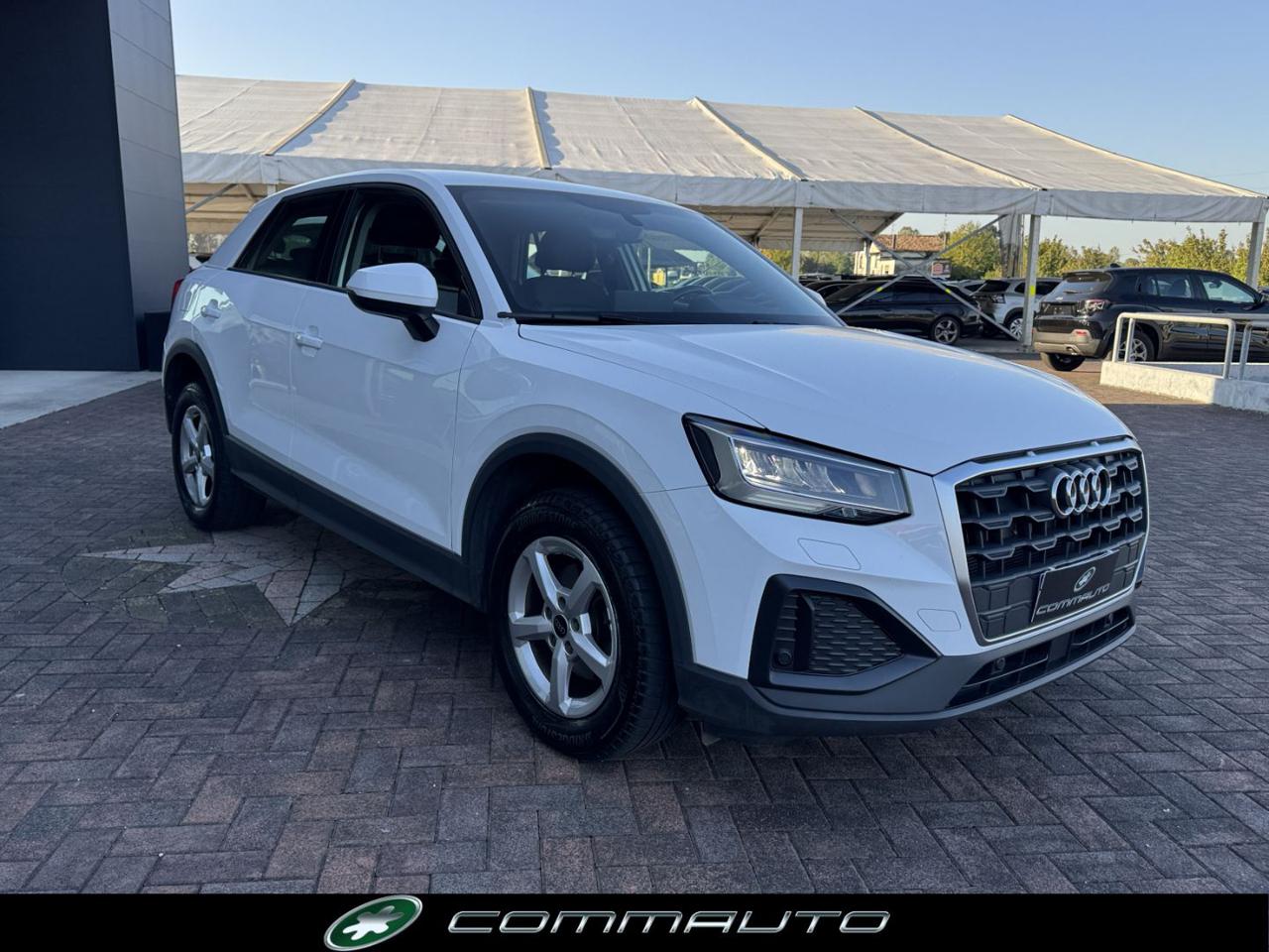 AUDI Q2 30 TDI S tronic Business - 4