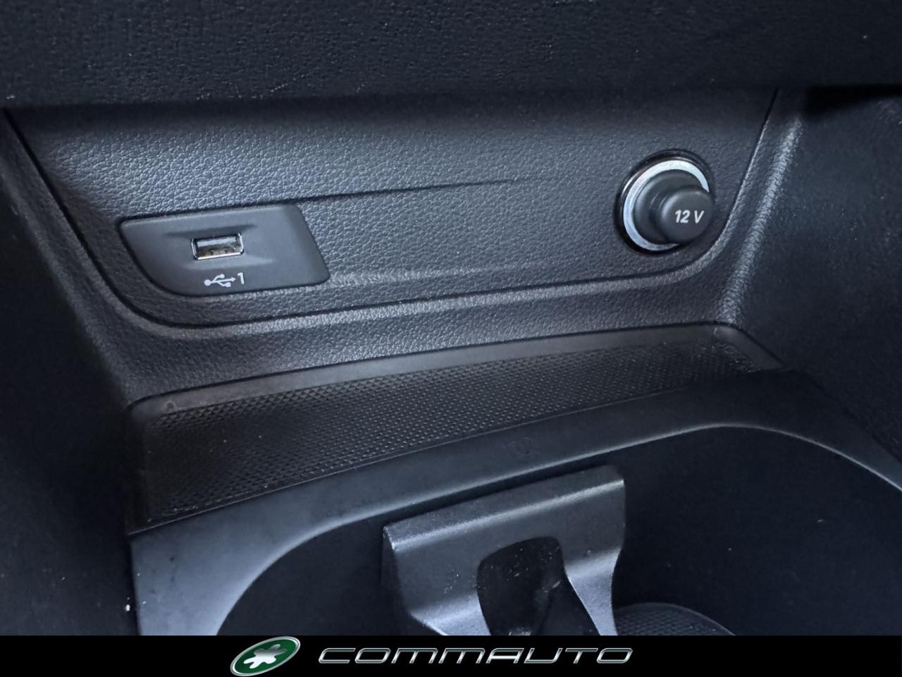 AUDI Q2 30 TDI S tronic Business - 24