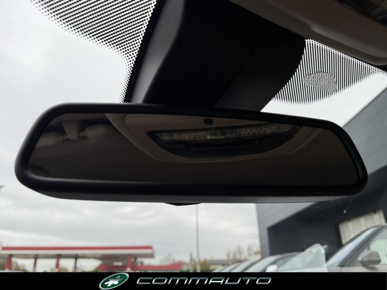 BMW 520 d xDrive Business PELLE+PORTELLONE ELETTRICO - 24