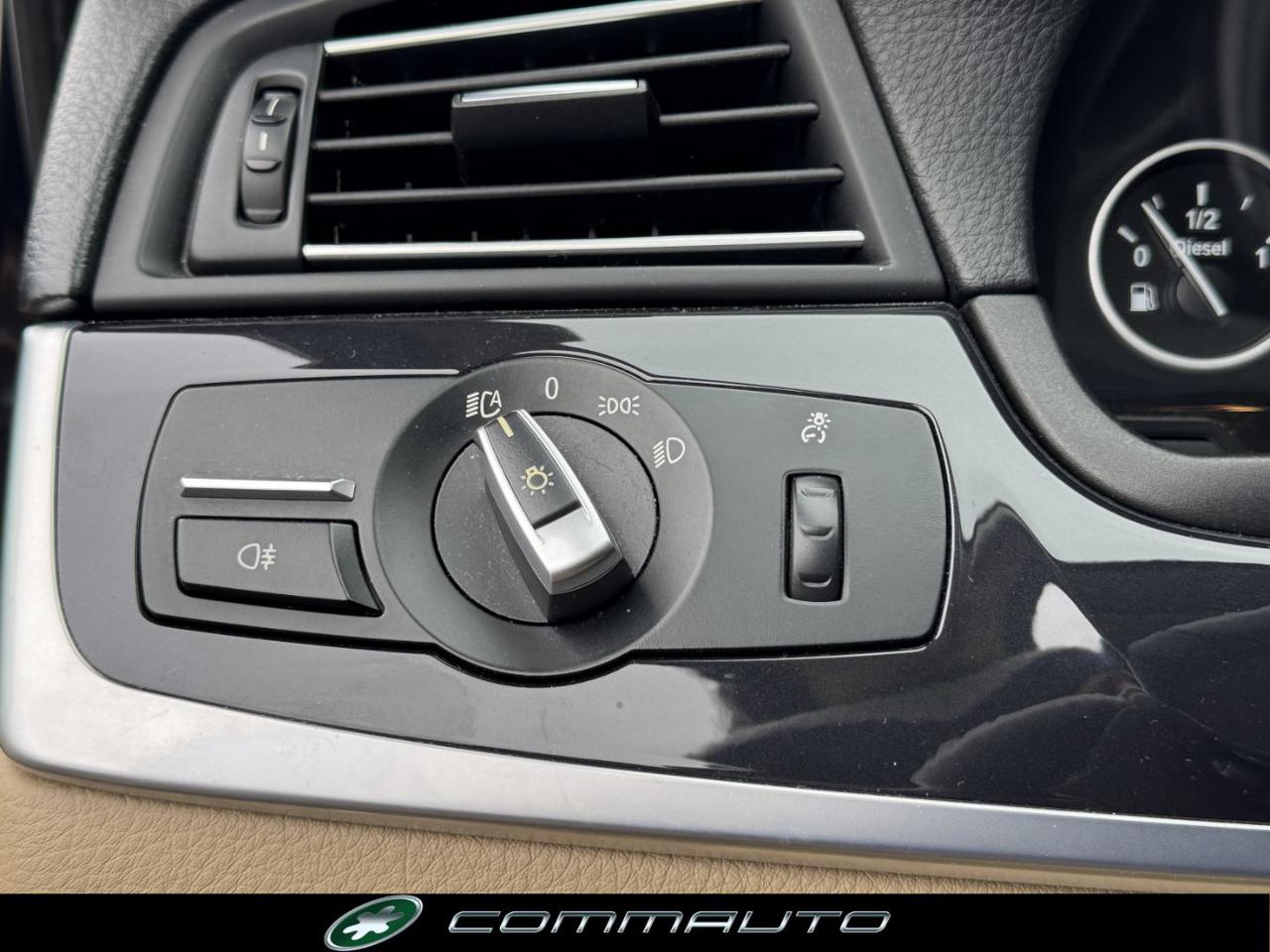 BMW 520 d xDrive Business PELLE+PORTELLONE ELETTRICO - 15