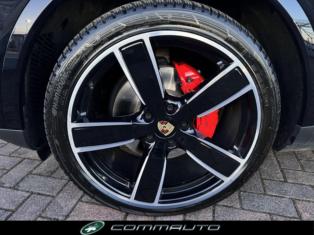 PORSCHE Cayenne Coupé 3.0 V6 E-Hybrid - 6