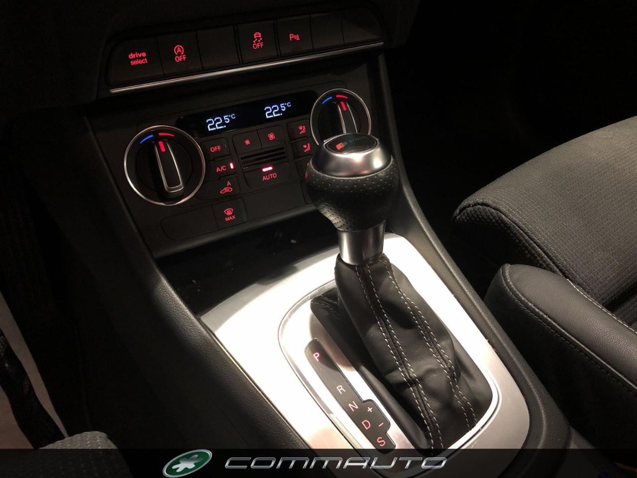 AUDI Q3 2.0 TDI 184 CV quattro S tronic Sport s-line - 12