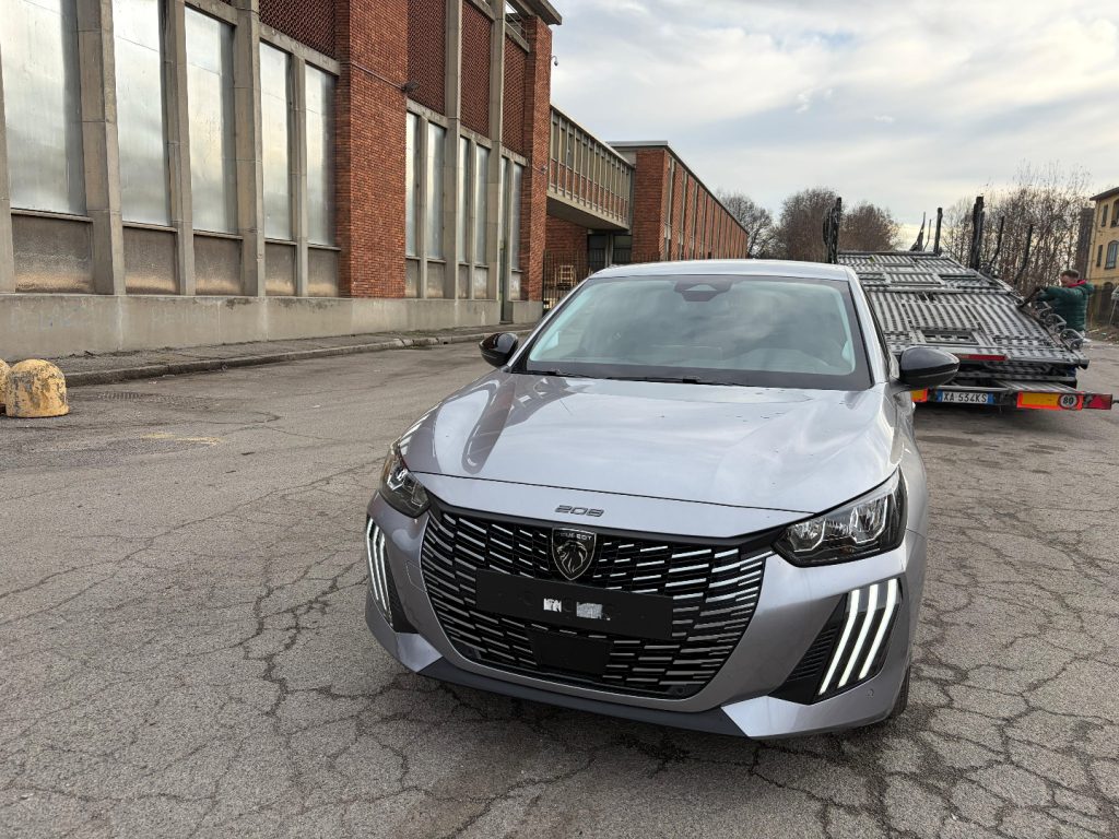 PEUGEOT 208 Hybrid 110 e-DCS6 Allure+J6XE-Access Pack - 5