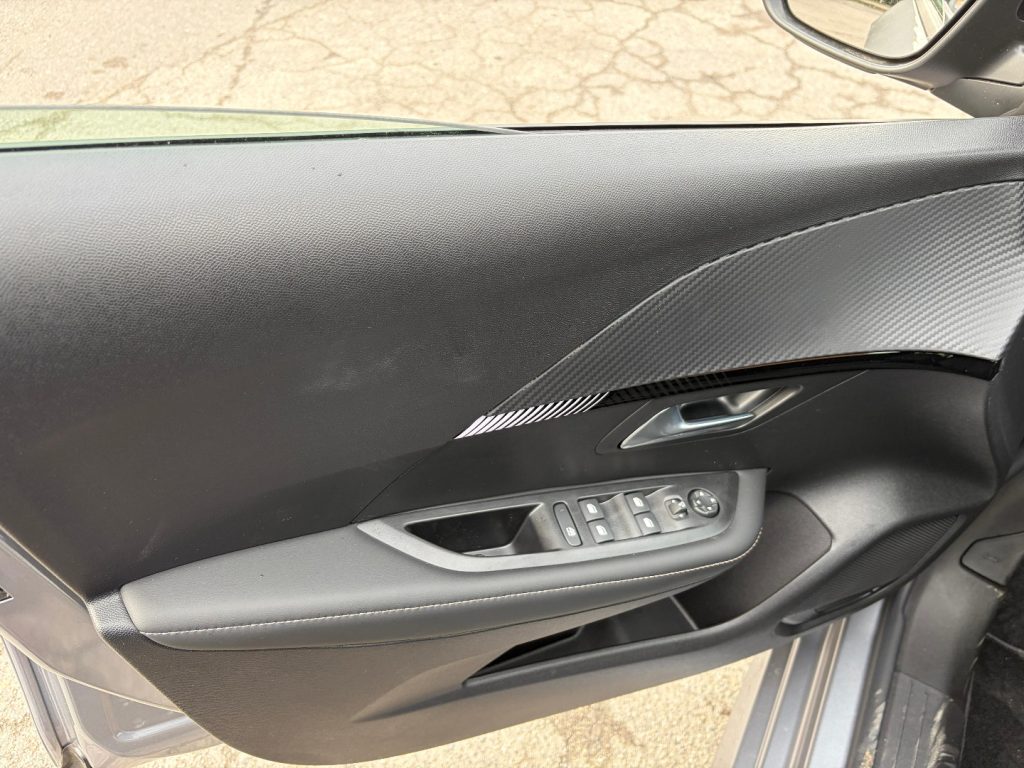 PEUGEOT 208 Hybrid 110 e-DCS6 Allure+J6XE-Access Pack - 15