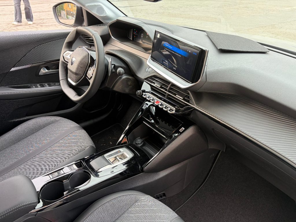 PEUGEOT 208 Hybrid 110 e-DCS6 Allure+J6XE-Access Pack - 24