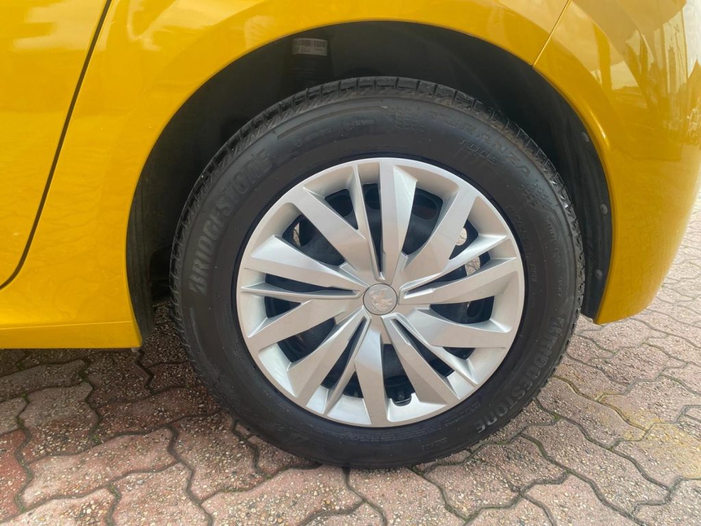 PEUGEOT 208 LIKE 5 porte - 5