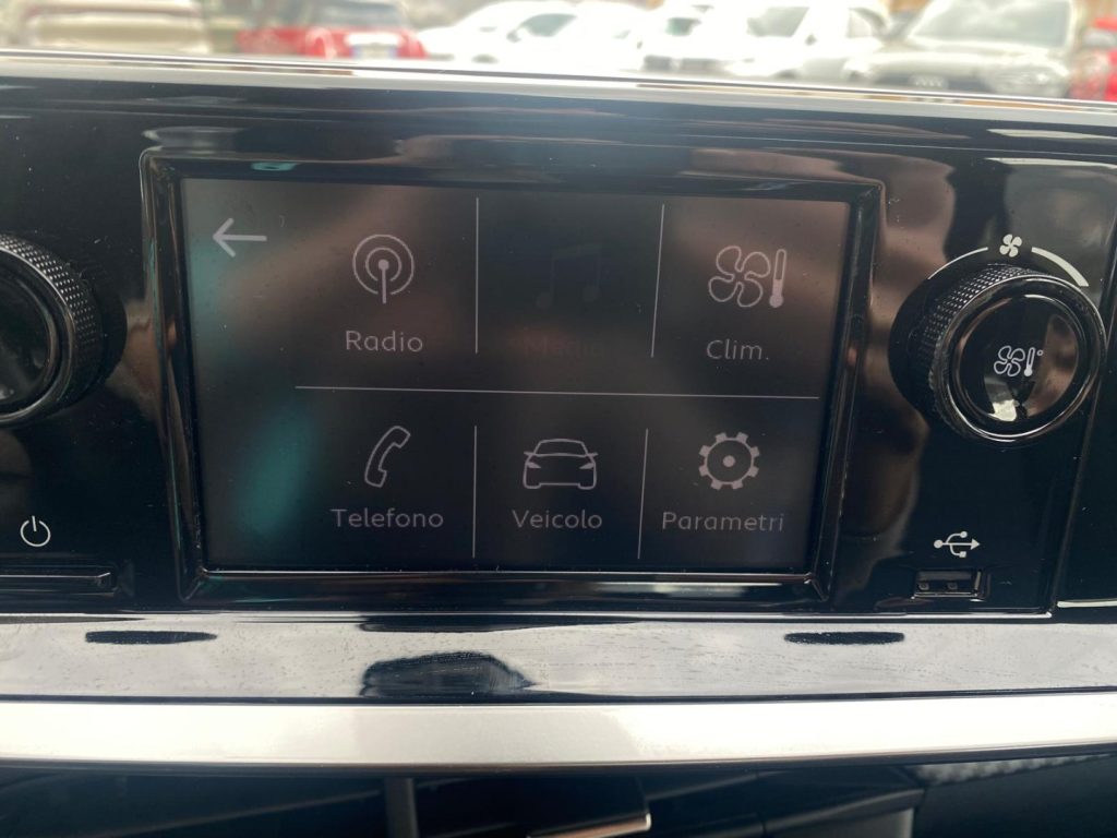 PEUGEOT 208 LIKE 5 porte - 12