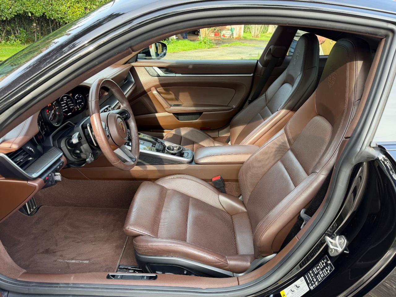 PORSCHE 911 Carrera 4S - 9