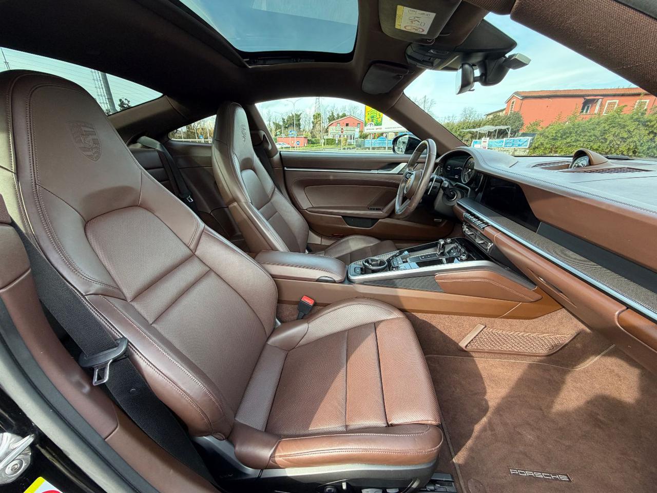 PORSCHE 911 Carrera 4S - 19