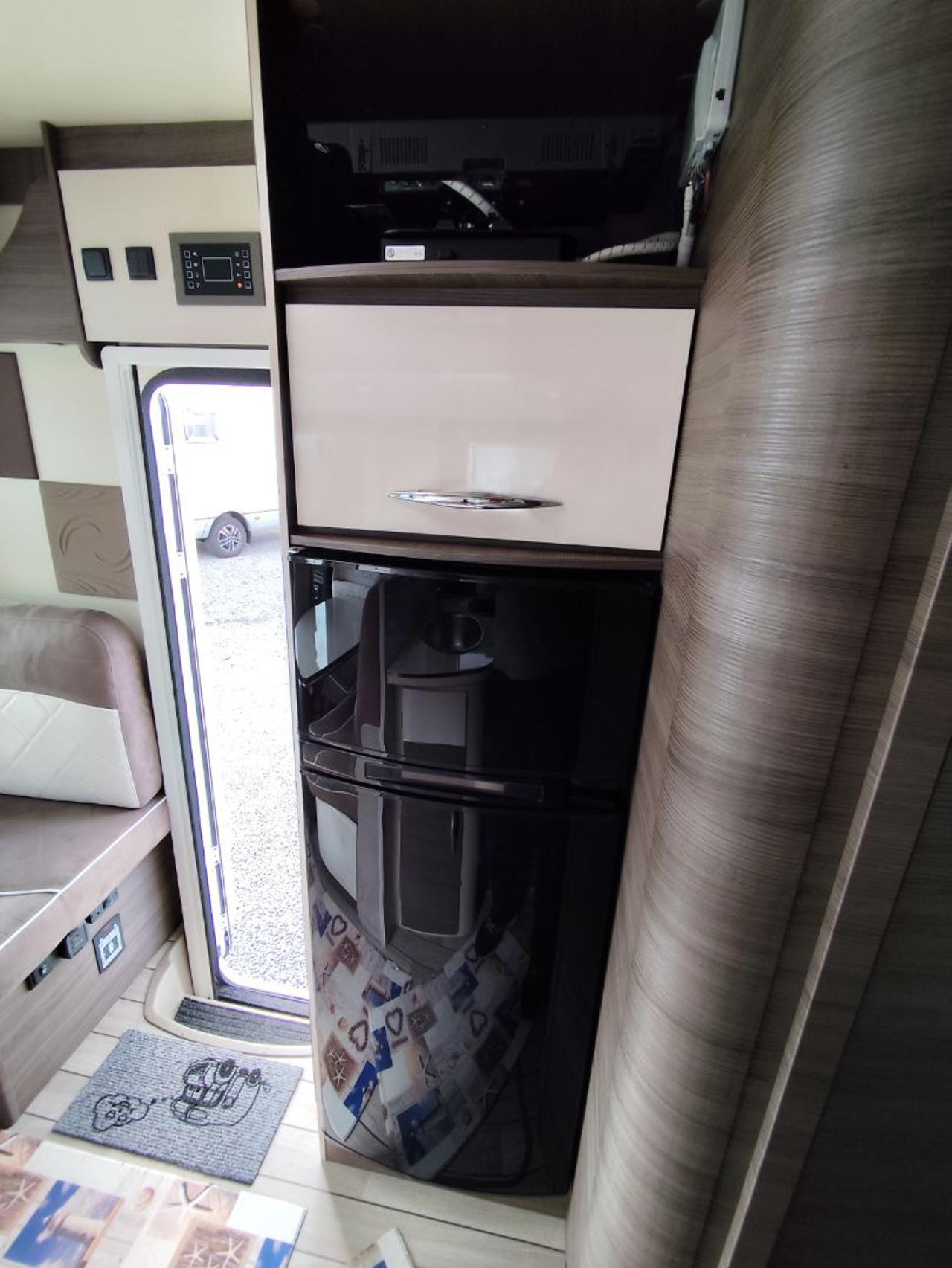 MCLOUIS NEVIS 879 - 14