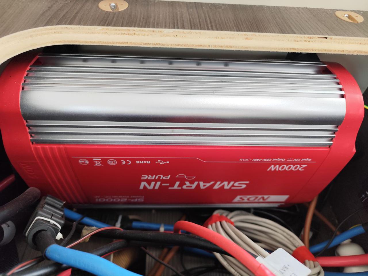 MCLOUIS NEVIS 879 - 25