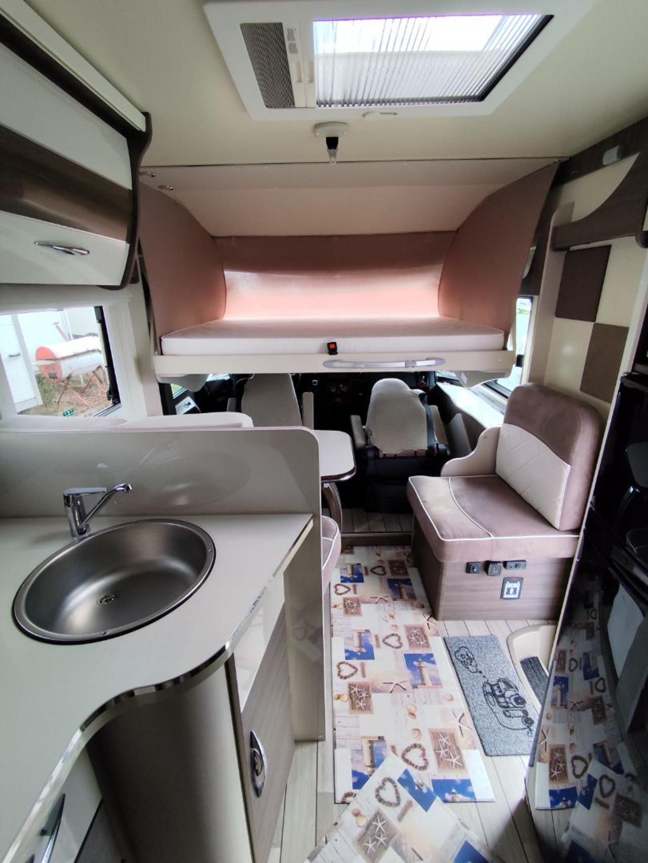 MCLOUIS NEVIS 879 - 27