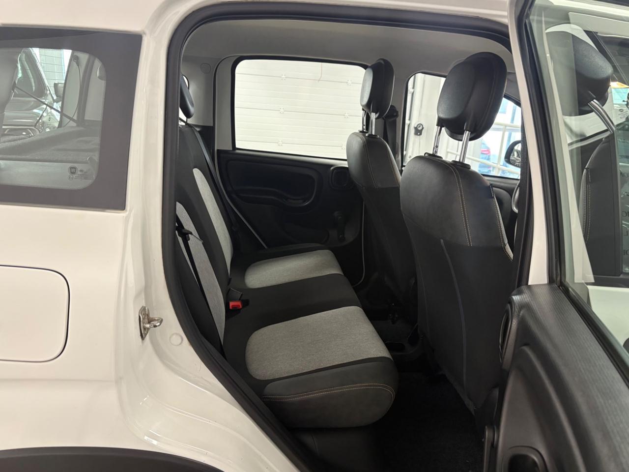 FIAT Panda Cross 0.9 TwinAir Turbo S&S 4x4 - 19