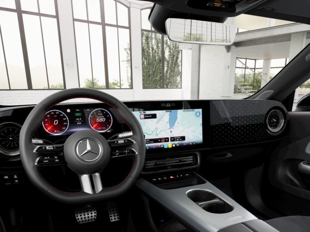 MERCEDES-BENZ CLA 200 HEV - 4