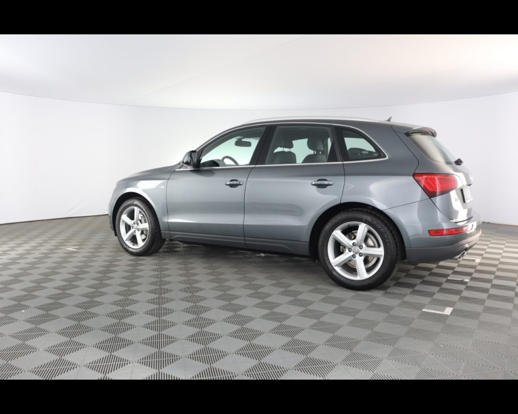 AUDI Q5 I 2013 -  2.0 tdi ultra Advanced 150cv E6 - 11