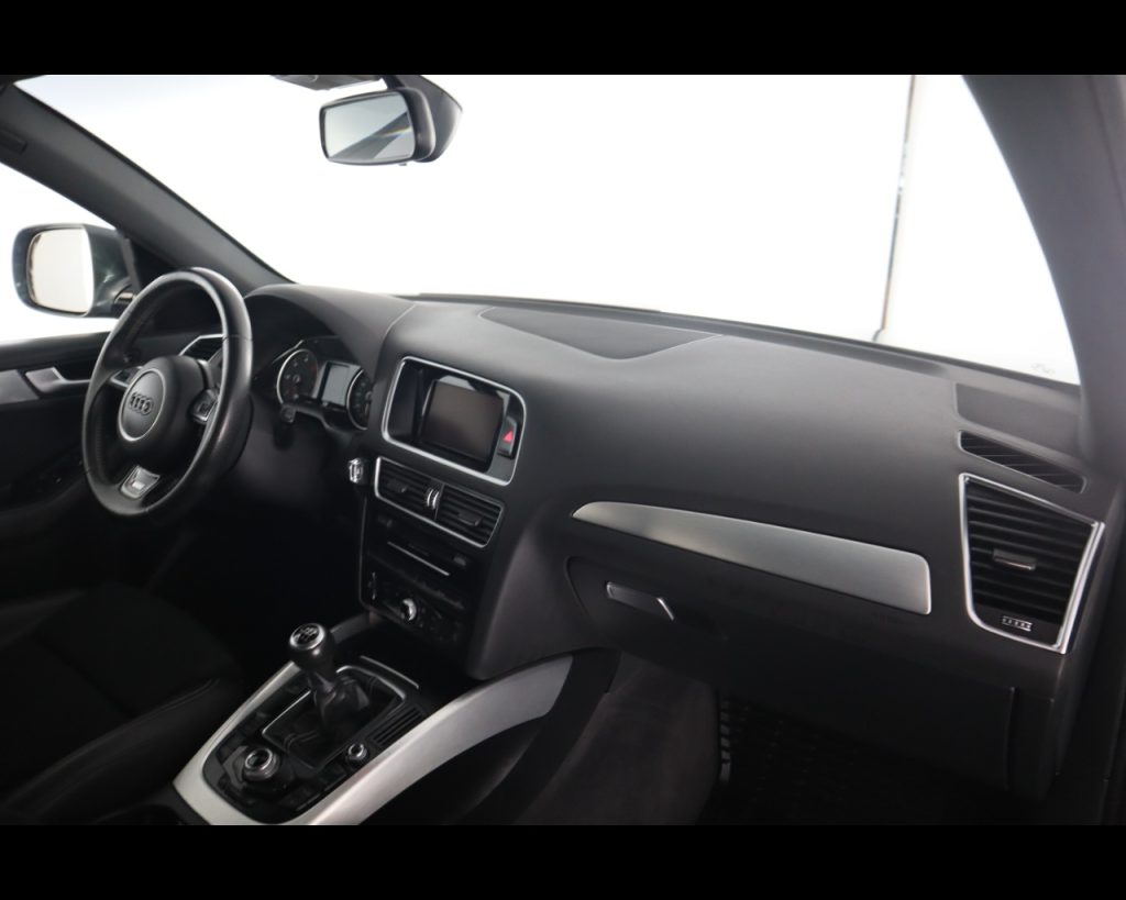 AUDI Q5 I 2013 -  2.0 tdi ultra Advanced 150cv E6 - 16