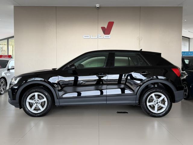 AUDI Q2 Nero metallizzato